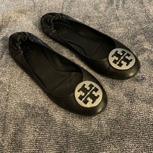 Tory Burch Black Reva Ballet Flats with Silver Medallion Size 10.5